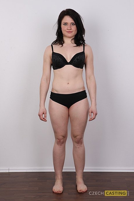 Dark-haired amateur removes all of her clothes for a undressed modelling debut - Image 5 of 20  in Close Up category   featuring Marie 