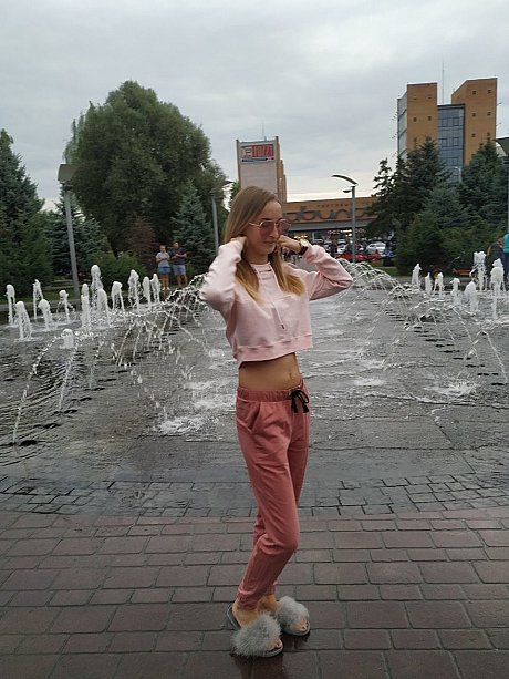 Skinny blonde amateur Katie posing in her lovely sportswear in public - Image 7 of 20  in Legs category  