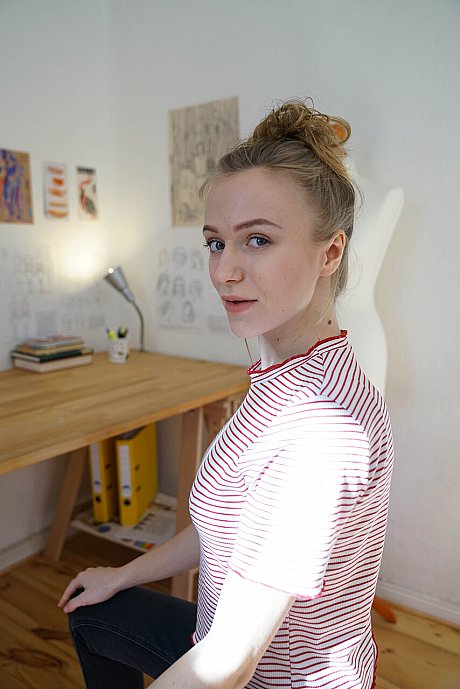 Ersties performed by Aislin Hot Photos - Image 6 of 20  in Amateur category   featuring Aislin 