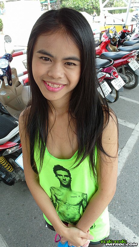 Sexy chinese teenie Ann D blowing and humping a chunky lover penis - Image 1 of 21  in Close Up category   featuring Ann D 