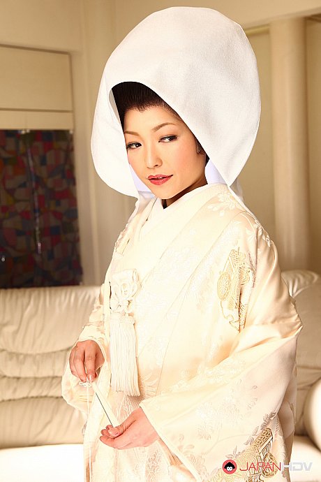 Japanese woman Yui Ayana has her melons fondled under traditional clothing - Image 4 of 15  in MILF category   featuring Yui Ayana 