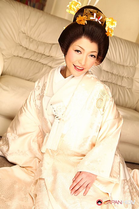 Japanese woman Yui Ayana has her melons fondled under traditional clothing - Image 6 of 15  in MILF category   featuring Yui Ayana 