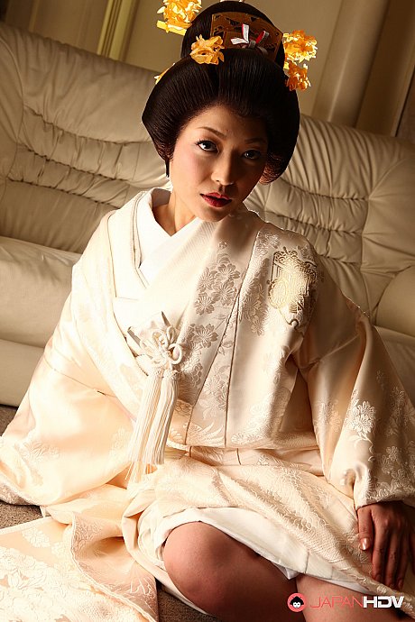 Japanese woman Yui Ayana has her melons fondled under traditional clothing - Image 15 of 15  in MILF category   featuring Yui Ayana 