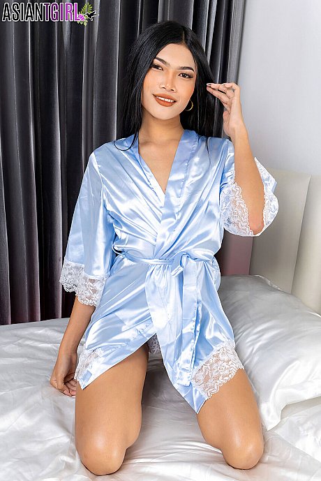 Oriental ts featuring Xavier Sex Gallery - Image 3 of 16  in Ladyboy category   featuring Xavier