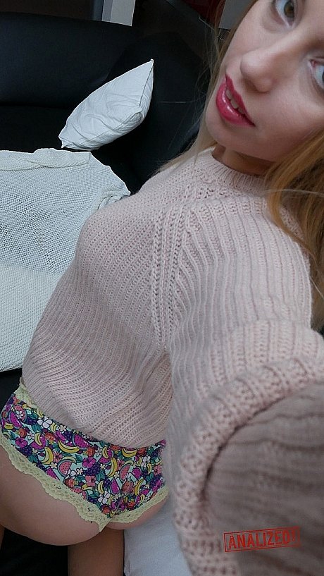 Skinny XXX Porn Pics