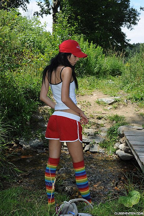 Club Seventeen featuring Gina F XXX Porn Pics - Image 4 of 21  in Outdoor category   featuring Gina F 