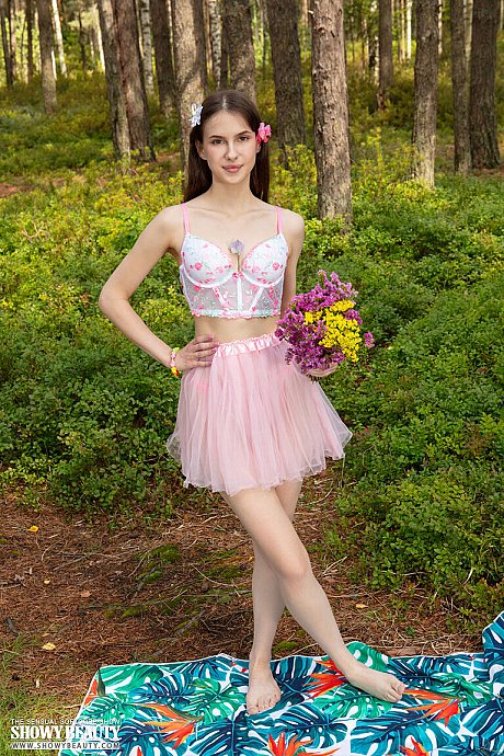 Thin teen bushy holds bouquets of flowers while getting nude in a forest - xxx porn gallery #47672 in Outdoor featuring Silky