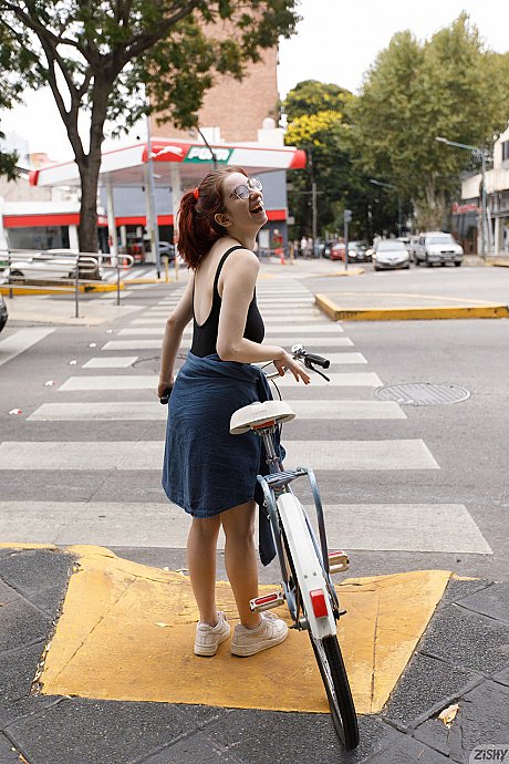Nerdy redheaded babe Victoria Ramos unveils her magnificent huge boobies outdoors - Image 4 of 12  in Outdoor category   featuring Victoria Ramos 