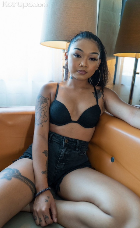 Amateur oriental teen Lina Flex exposes her pierced nips and poses - #1054761