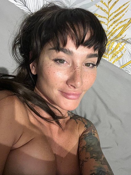 OnlyFans Angelica Anders Angelica Anders - Image 2 of 10  in Model category   featuring Angelica Anders 