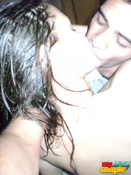 Busty Indian wifey Sonia kisses her fiance boyfriend man while he takes selfies - #998955