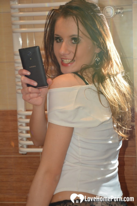 Amateur bitch GF chick takes attractive selfies while posing naked in front of a mirror - #1068089