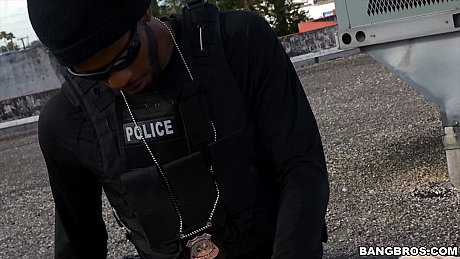 Blondy Kiki Parker gets her throat and snatch stuffed by two black cops - Image 17 of 21  in Pussy category   featuring Kiki Parker 