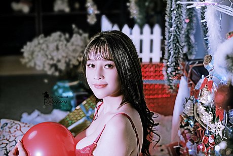 Brunette Vietnamese teenie flaunts her sweet titties and hot bum in a solo - Image 9 of 20  in Teen category  