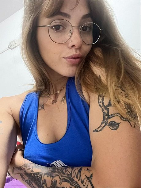 OnlyFans Angeles x0x0 performed by Angeles x0x0 naked Pics - Image 13 of 20  in Model category   featuring Angeles x0x0 