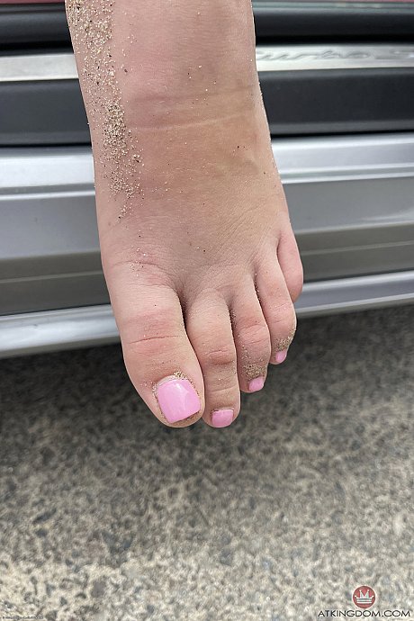 Amateur babe Melanie Marie displays her holes, massive tits & fine feet up close - Image 20 of 20  in Pussy category   featuring Melanie Marie 
