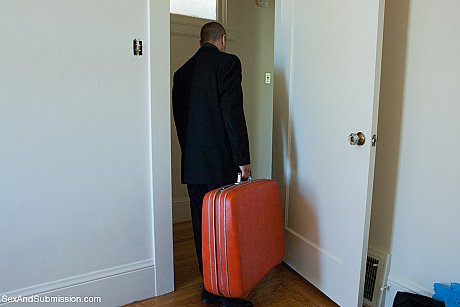 Pretty MILF Veronica Avluv tease with her gigantic juggs while showering - Image 6 of 20  in Pussy category   featuring James Deen, Veronica Avluv 