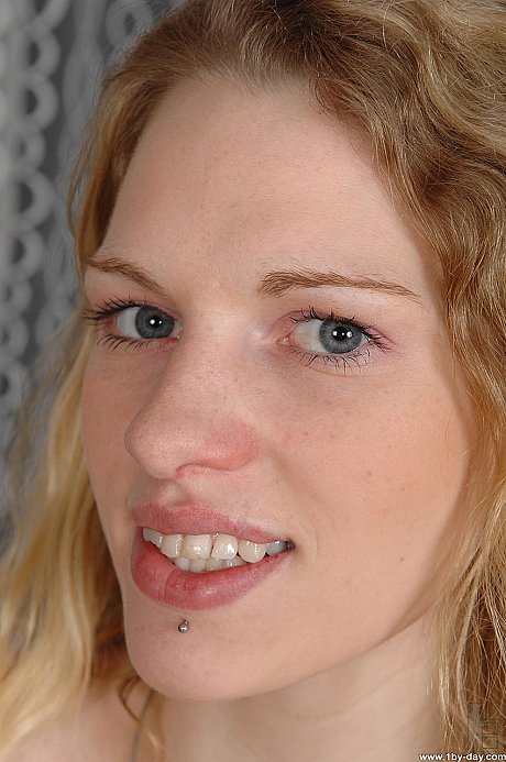 Sweet newbie Aneta strips at a casting and flaunts her gigantic ass and titties - Image 16 of 20  in Sexy category   featuring Aneta 