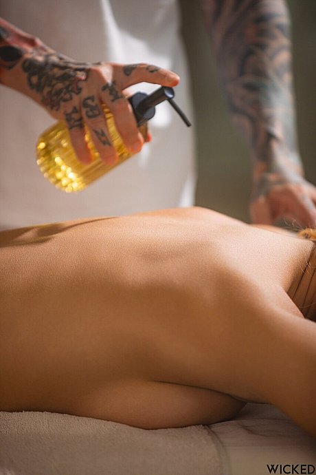 Wicked starring Dean Van Damme, Zlata Shine Porn Pics - Image 5 of 21  in Pussy category   featuring Dean Van Damme, Zlata Shine 