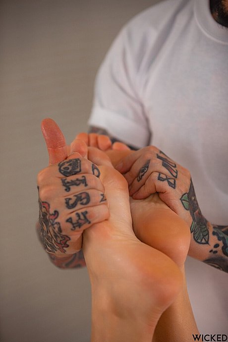 Wicked starring Dean Van Damme, Zlata Shine Porn Pics - Image 8 of 21  in Pussy category   featuring Dean Van Damme, Zlata Shine 