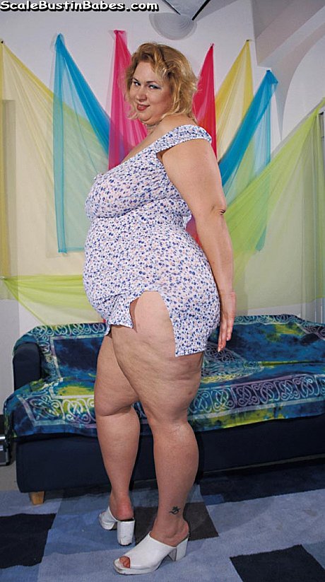 BBW amateur Kitty shows her monster curves before giving a POV oral sex - Image 2 of 20  in Ass category   featuring Kitty 