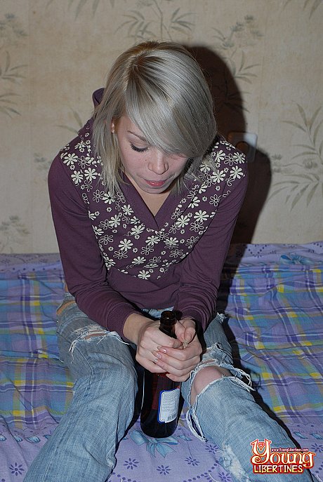 Amateur blondie Alice bends over a lover and blows his meat before riding it - Image 1 of 20  in Teen category   featuring Alice Wonderbang, Marik 
