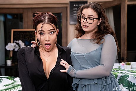 Transfixed starring Emma Rose, Leana Lovings undressed Images - Gallery #17197