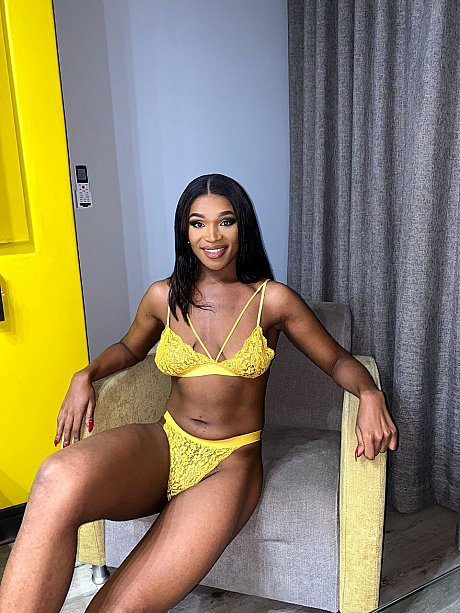 OnlyFans Savannah Lion featuring Savannah Lion Hot Pictures - Image 4 of 20  in Shemale category  