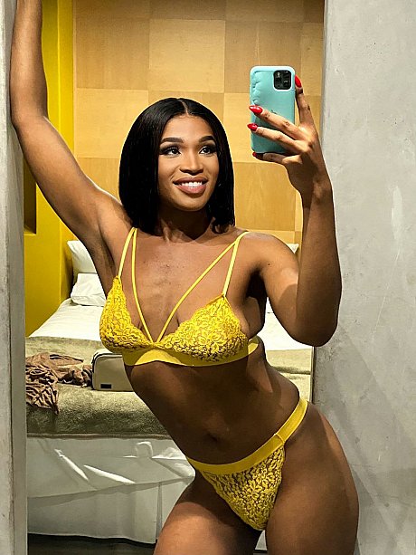 OnlyFans Savannah Lion featuring Savannah Lion Hot Pictures - Image 6 of 20  in Shemale category  