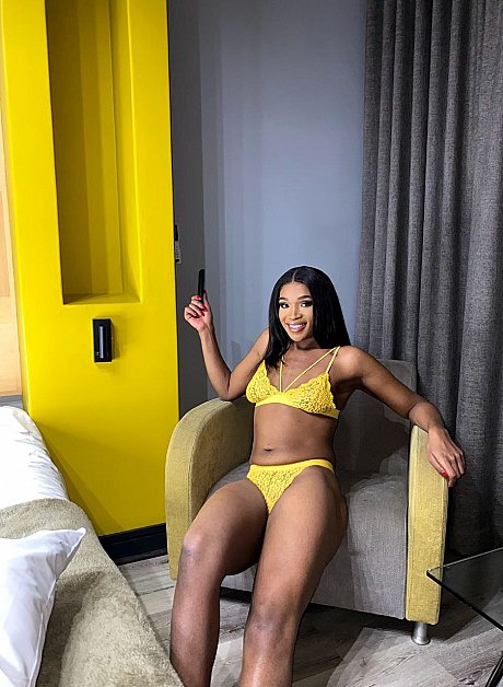 OnlyFans Savannah Lion featuring Savannah Lion Hot Pictures - Image 18 of 20  in Shemale category  