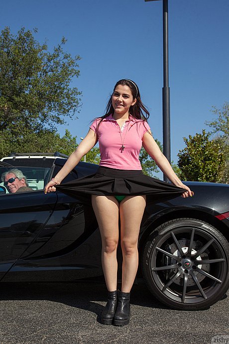 All natural pornstar Valentina Nappi shows her nice breasts and bubble butt - Image 4 of 11  in Pussy category   featuring Valentina Nappi 