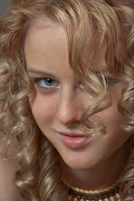 Gorgeous fine American babe Sasha R posing ass undressed in front of the mirror - Image 5 of 20  in Model category   featuring Sasha R 