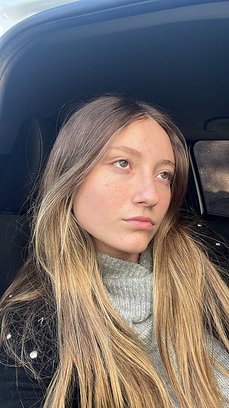 OnlyFans Estell Aily performed by Estell Aily nude Pictures - Image 13 of 20  in Model category   featuring Estell Aily 