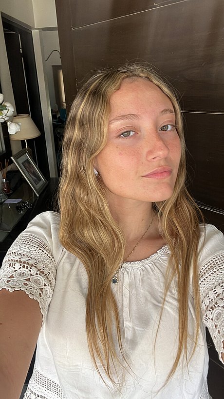 OnlyFans Estell Aily performed by Estell Aily nude Pictures - Image 17 of 20  in Model category   featuring Estell Aily 