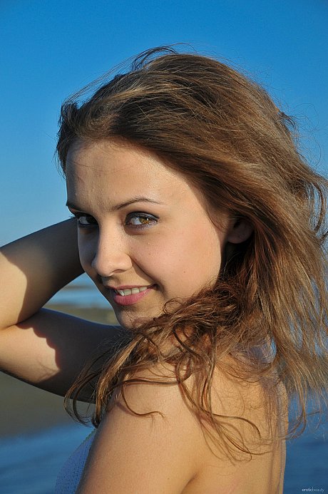 Erotic hottie featuring Lina G Hot Pictures - Image 1 of 21  in Outdoor category   featuring Lina G 
