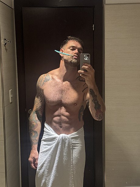 OnlyFans Santi Romeo Free featuring Santi Romeo naked Pics - Image 10 of 21  in Gay category  