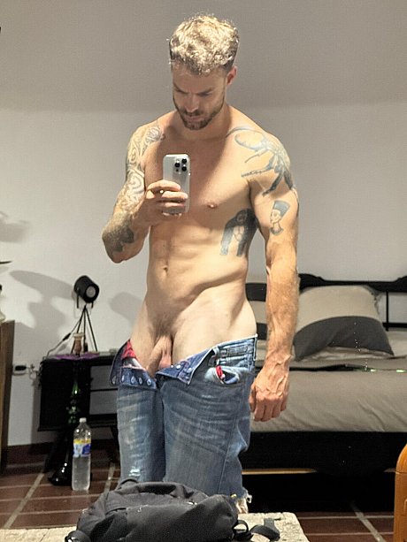 OnlyFans Santi Romeo Free featuring Santi Romeo naked Pics - Image 20 of 21  in Gay category  