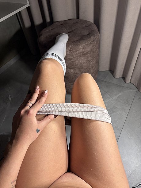 OnlyFans Ketty Moon featuring Ketty Moon, OnlyFans Ketty Moon Porn XXX - Image 4 of 10  in Model category   featuring Ketty Moon, OnlyFans Ketty Moon 