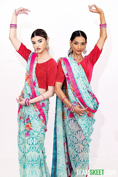 Step Siblings Julia James, Laynee James, Axel Haze - Image 12 of 21  in Threesome category   featuring Axel Haze, Julia James, Laynee James 