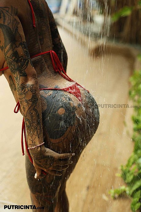 Slutty inked model Sarisa flaunts her incredible behind in leather heels - Image 10 of 21  in Close Up category   featuring Sarisa 
