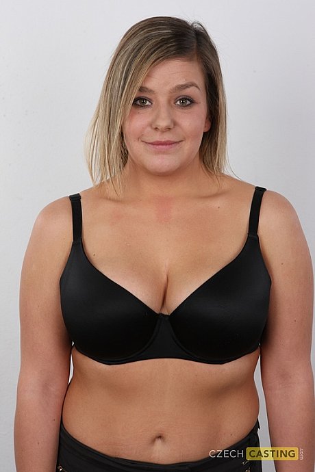 Amateur model with humongous titties spreads her legs after standing nude - Image 6 of 20  in Pussy category   featuring Veronika 