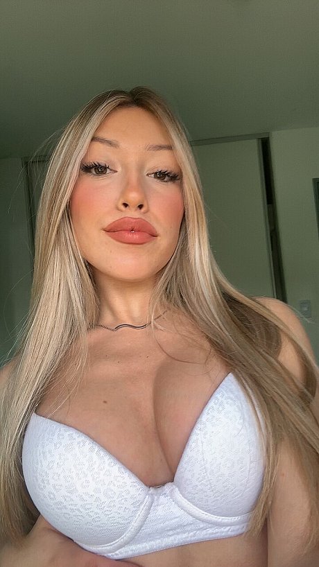 OnlyFans Hey Its Millie XX Hey Its Millie XX - Image 6 of 19  in Model category   featuring Hey Its Millie XX 