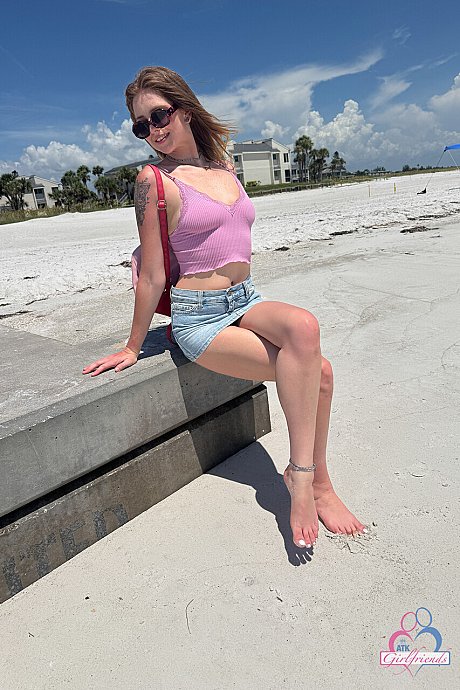 ATK Girlfriends undressed Images - Image 19 of 21  in Amateur category   featuring Lucy Foxx 