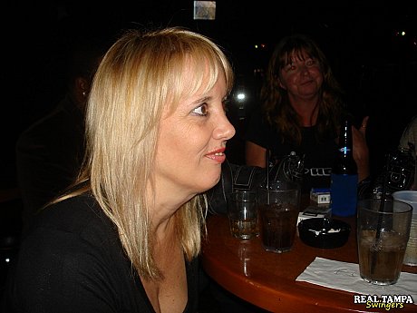 Blondy amateur old shows her shaved clam in the swinger night club - Image 14 of 20  in Pussy category   featuring Double Dee, Mandi Sins, Mandi Mcgraw 