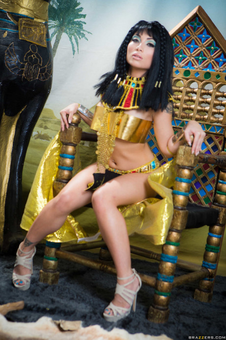 Skinny chinese Rina Ellis shows her melons & ass dressed up as Cleopatra - #1218494