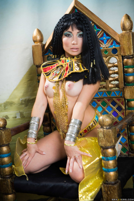 Skinny chinese Rina Ellis shows her melons & ass dressed up as Cleopatra - #1218509