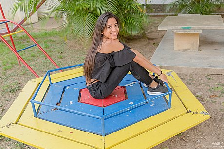 Watch 4 beauty Karin Torres - Image 10 of 20  in Model category   featuring Karin Torres 