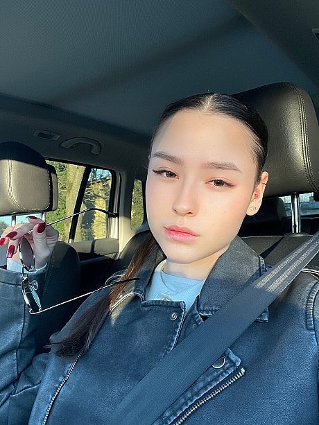 OnlyFans Julia Kiss Sex Pics - Image 1 of 21  in Model category  