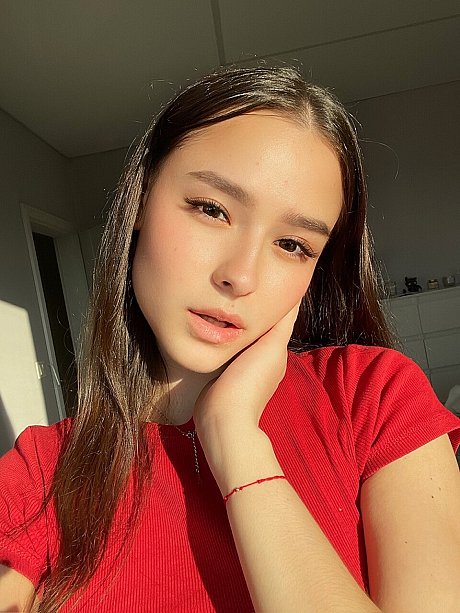 OnlyFans Julia Kiss Sex Pics - Image 5 of 21  in Model category  