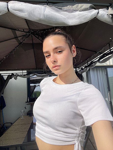 OnlyFans Julia Kiss Sex Pics - Image 18 of 21  in Model category  